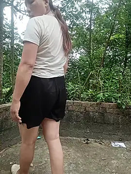 Diana_hi webcam