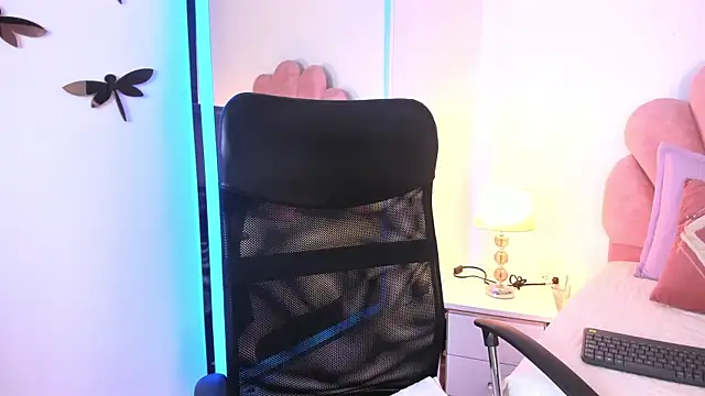 Naughty_pau webcam