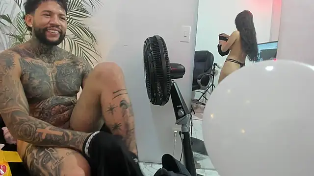 Suzy_and_Nacho1 webcam