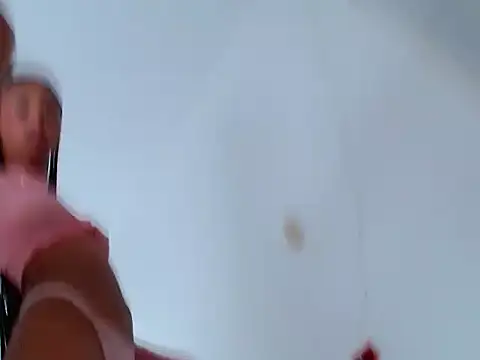 Elemental_hot webcam