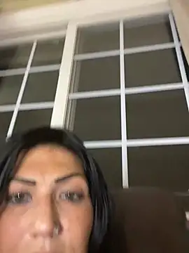 LittleMissEeve webcam