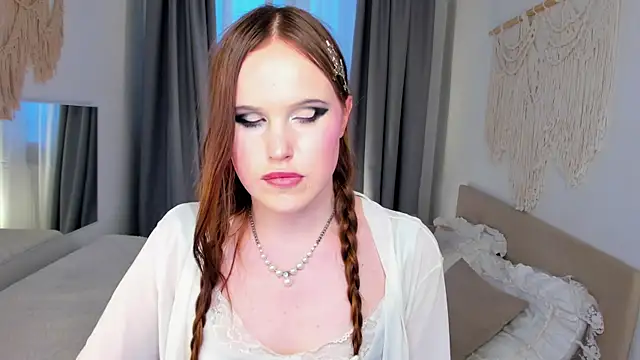 EffieMinki webcam