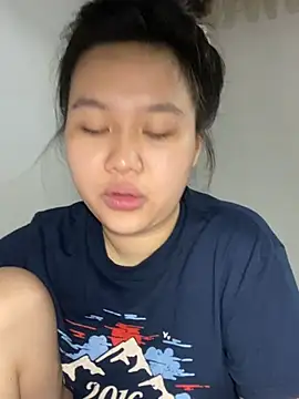 Almira6868 webcam