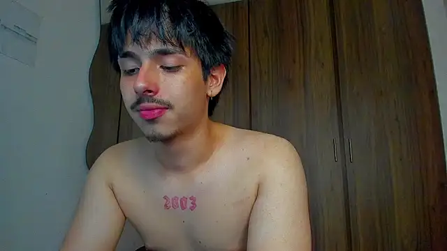 Maximo_Miller webcam