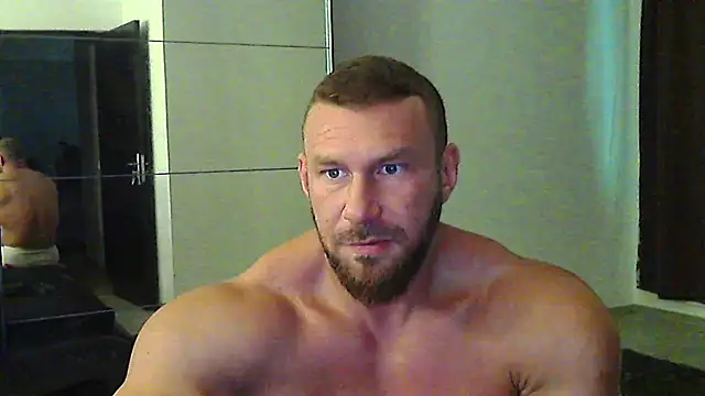 muscularkevin webcam