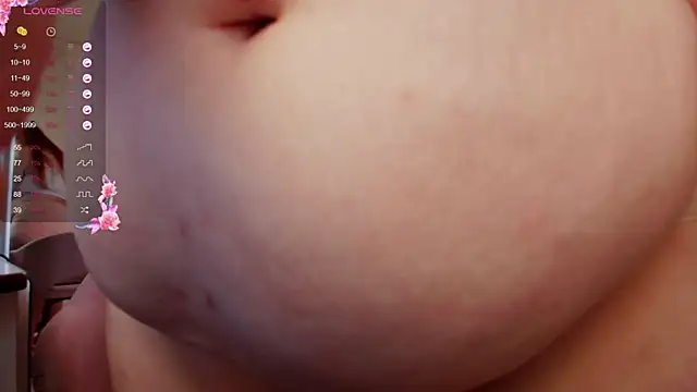 Mia_Bows webcam
