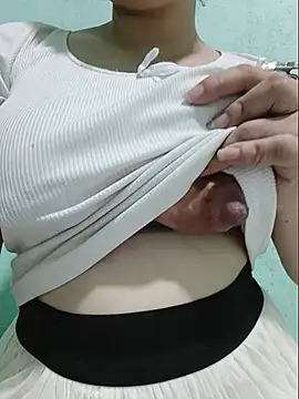 Shine_Mai webcam