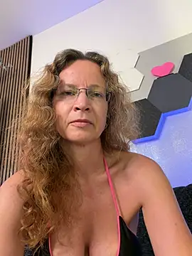AnnikaRose webcam