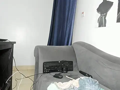 tinydolll webcam