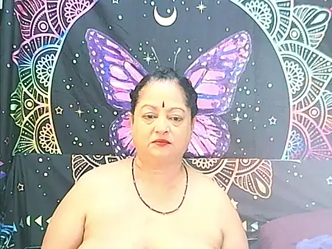 matureindian live cam on StripChat