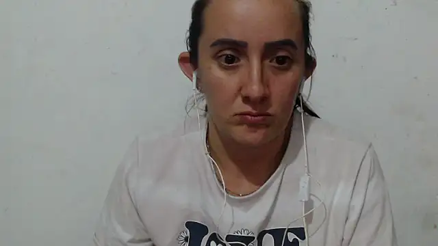 DeepAnal07 live cam on StripChat