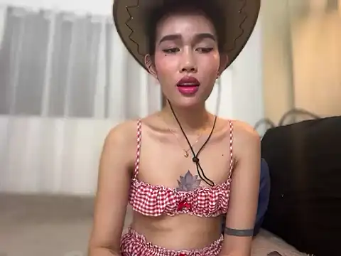 fra_la (T young) - hello!! wanna have fun and cum with me?