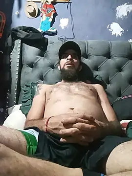 hairy_mannn webcam