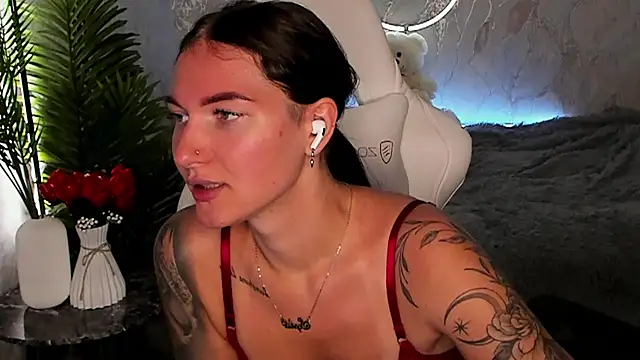 babyisperfect live cam on StripChat