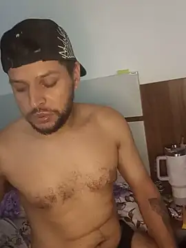 medrado94 live cam on StripChat