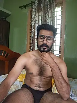 MALLUboy-04 live cam on StripChat