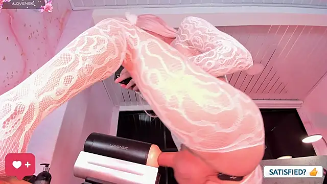 JESSI_NAOMI webcam