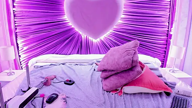 Lushi_Love webcam