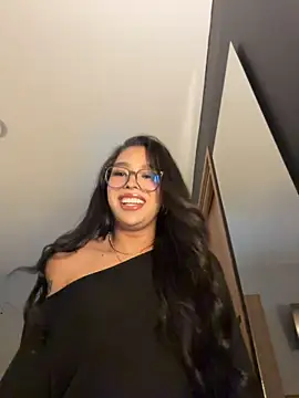 Samantha_Bernardo webcam