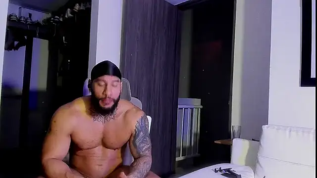 Andrew_Johnnson webcam