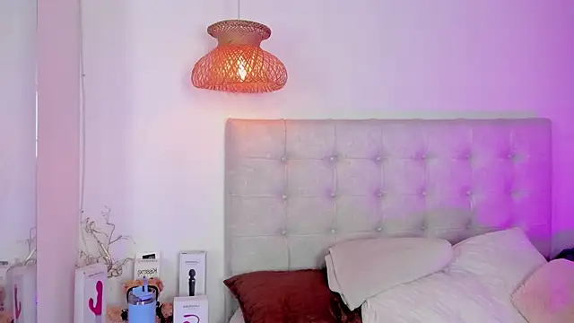 Vanessa_cruz_18 webcam