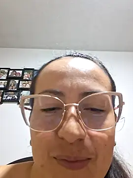 Lauryn_Jones