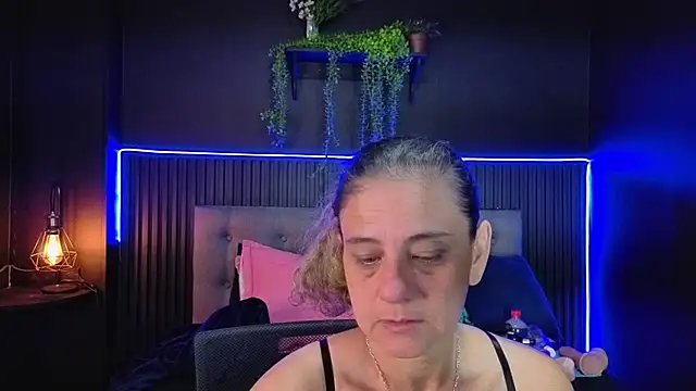 sasi_luna webcam