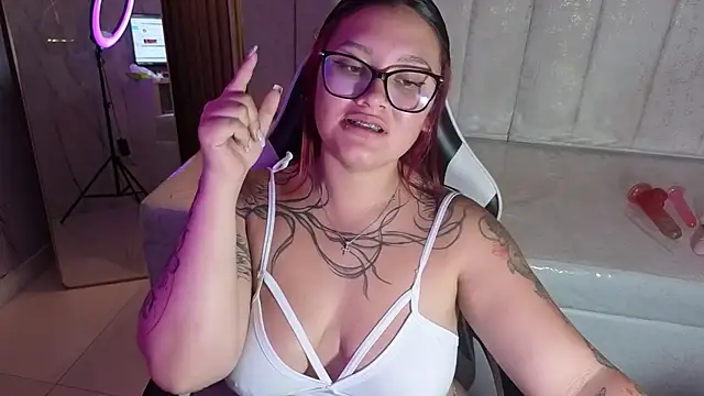 Georgina_Tx live cam on StripChat