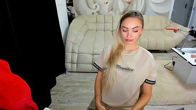 HaleySweet18 webcam