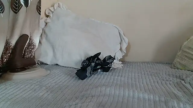 KinkyJXxX webcam