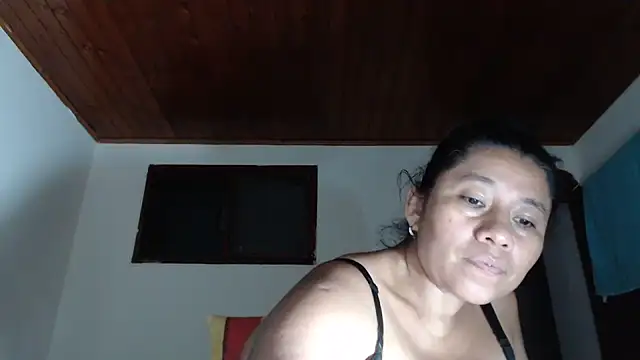 adrixxx38 webcam