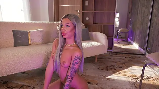 ArianaXO_ webcam