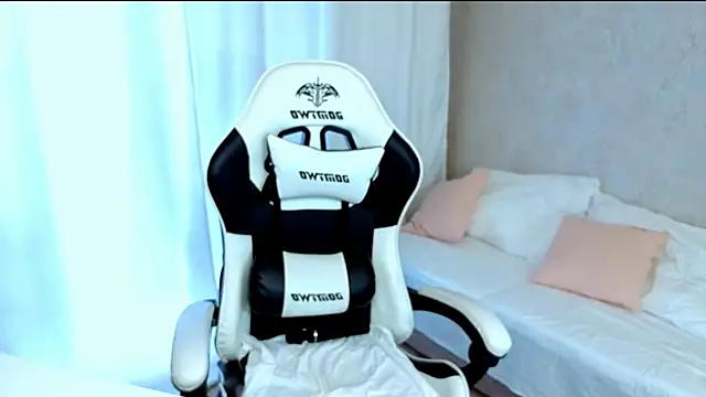Lily_Daviss webcam