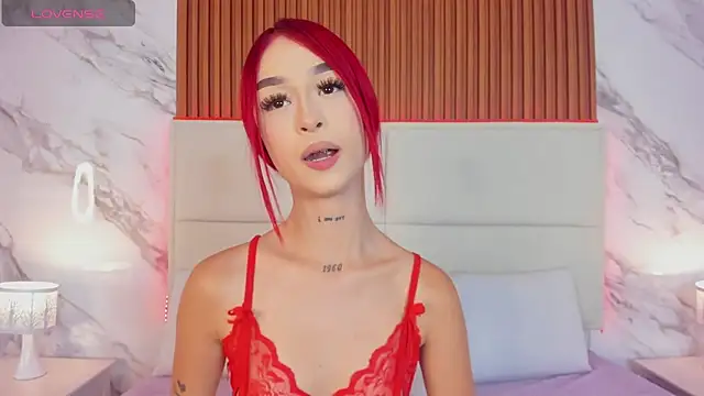 live porn show  Bella Rossee 