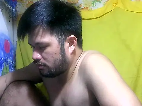 HairyHottestpinoyHandsome webcam