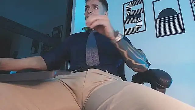 ALPHA_DOMINUS_ webcam