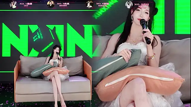 TF-001 live cam on StripChat