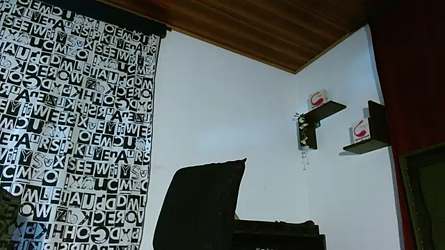 DULCE_ZOE webcam