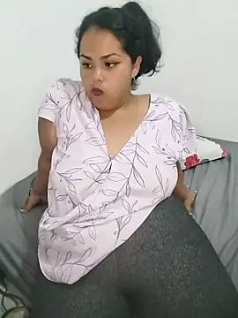 MiaBloom0 webcam