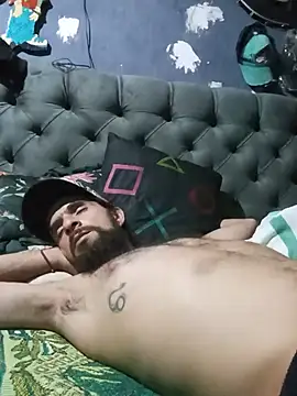 hairy_mannn webcam