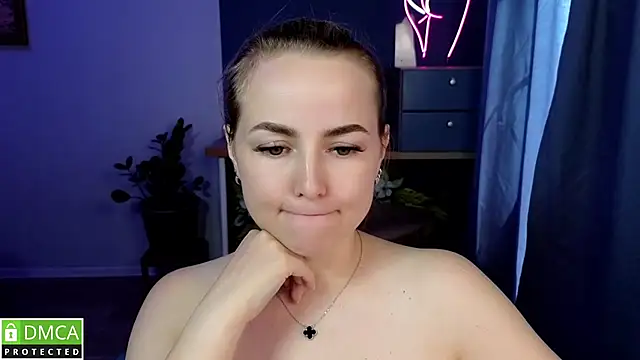 Mira_Mermayd webcam