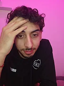 LeoyNicky98 webcam