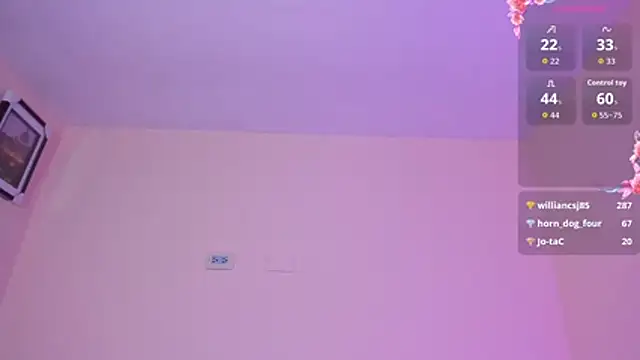 flirt chatroom Lira1 Moon