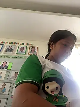 Pilipinalyn23 webcam
