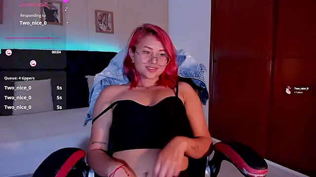 MAYASMITH__ webcam