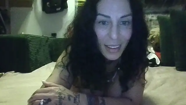 inkdhollow1 webcam