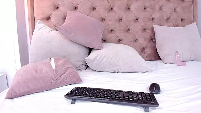 maaddy_blair webcam
