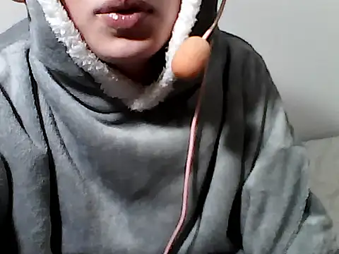 Owly_bloom webcam
