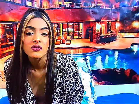 IndianPretty14u2Luv webcam