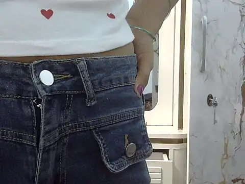 usha__004 webcam